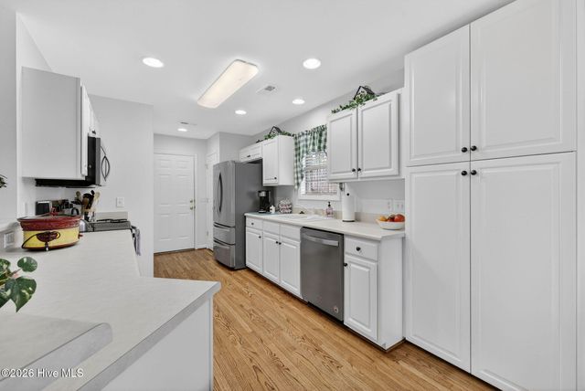 1320 Brookside Gardens Drive, Wilmington, NC 28411