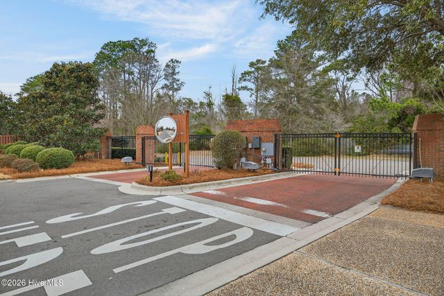 1320 Brookside Gardens Drive, Wilmington, NC 28411