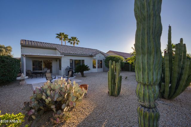 16238 W TAPATIO Drive, Surprise, AZ 85374