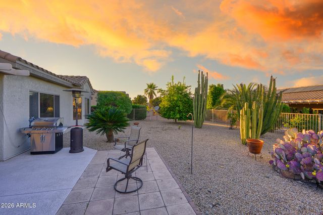 16238 W TAPATIO Drive, Surprise, AZ 85374