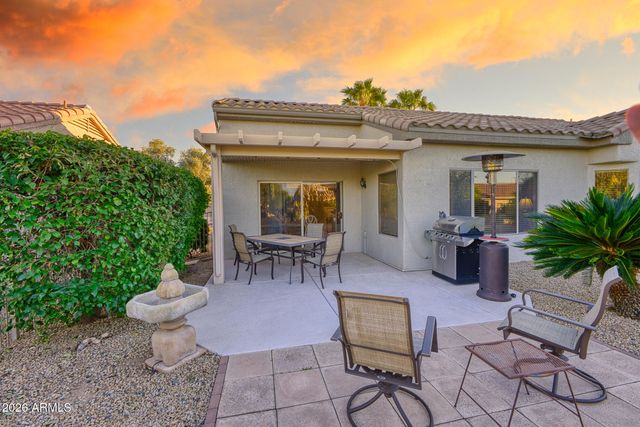 16238 W TAPATIO Drive, Surprise, AZ 85374