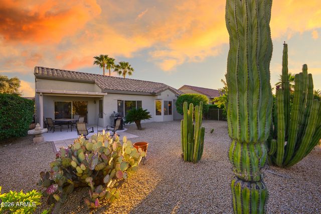 16238 W TAPATIO Drive, Surprise, AZ 85374