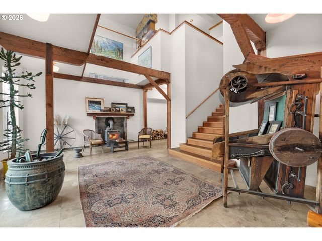 88952 DELLMOOR Loop, Warrenton, OR 97146