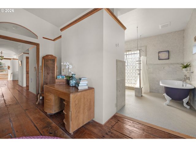 88952 DELLMOOR Loop, Warrenton, OR 97146