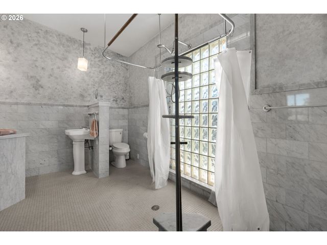 88952 DELLMOOR Loop, Warrenton, OR 97146