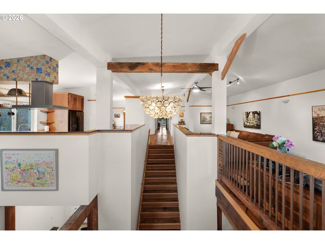 88952 DELLMOOR Loop, Warrenton, OR 97146