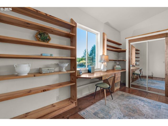 88952 DELLMOOR Loop, Warrenton, OR 97146