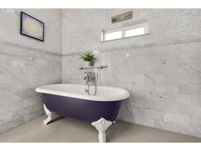 88952 DELLMOOR Loop, Warrenton, OR 97146