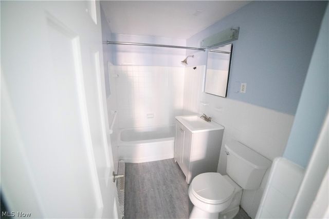 13833 Cedar Road 205B, South Euclid, OH 44118