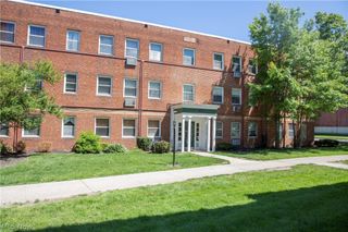 13833 Cedar Road 205B, South Euclid, OH 44118