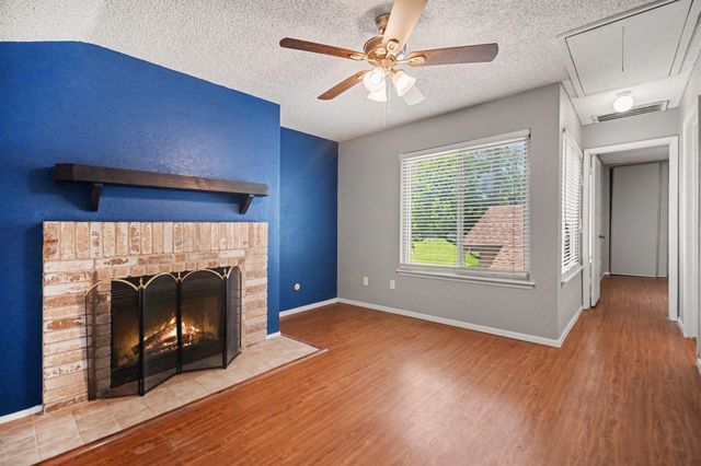 3150 Windchase Boulevard, Houston, TX 77082
