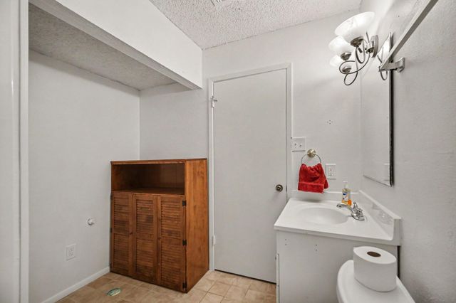 3150 Windchase Boulevard, Houston, TX 77082