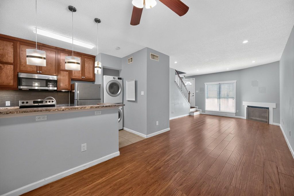 3600 Jeanetta Street 602, Houston, TX 77063