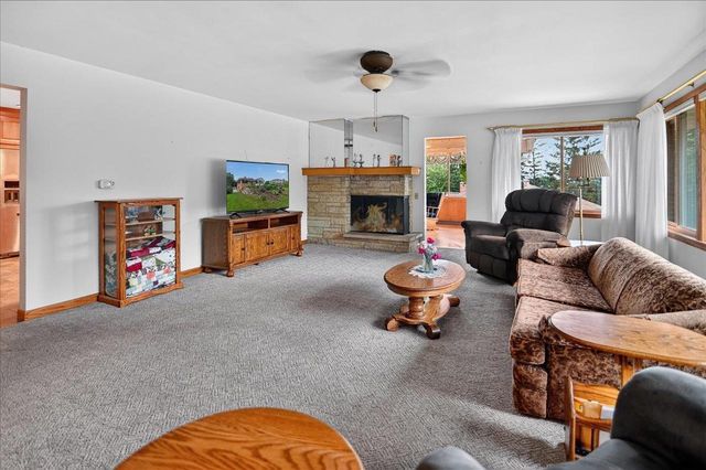 6514 Mendota Avenue, Middleton, WI 53562