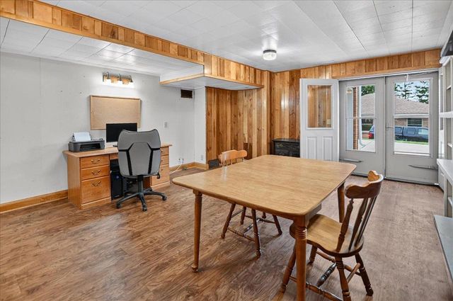 6514 Mendota Avenue, Middleton, WI 53562