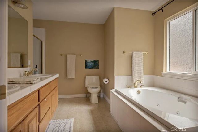 1419 Calgary, Lake Arrowhead, CA 92352