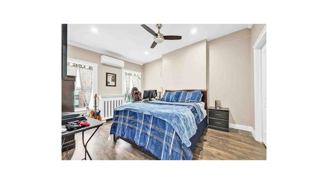 519 MONROE Street, New York City, NY 11221