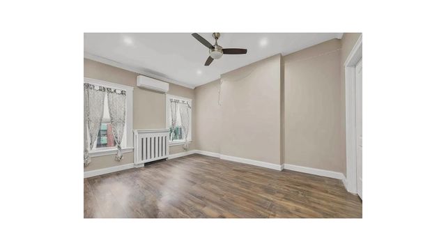 519 MONROE Street, New York City, NY 11221