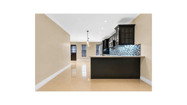 519 MONROE Street, New York City, NY 11221