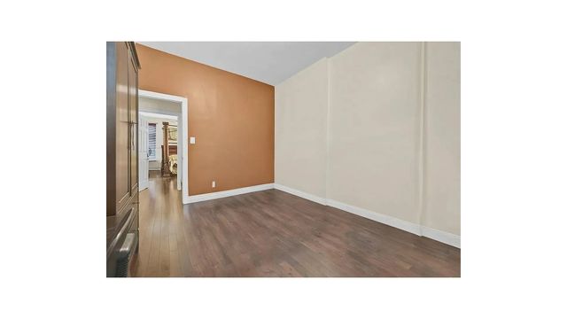 519 MONROE Street, New York City, NY 11221