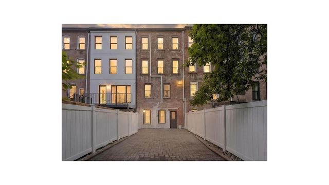 519 MONROE Street, New York City, NY 11221