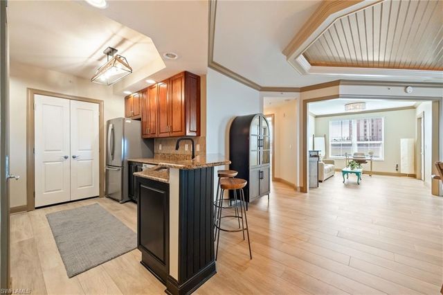 2825 Palm Beach BLVD 401, Fort Myers, FL 33916