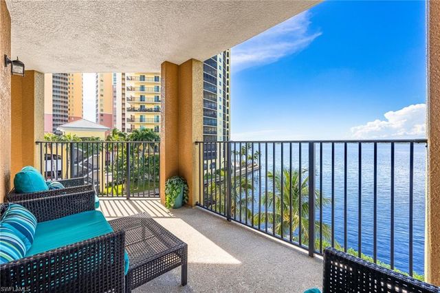 2825 Palm Beach BLVD 401, Fort Myers, FL 33916