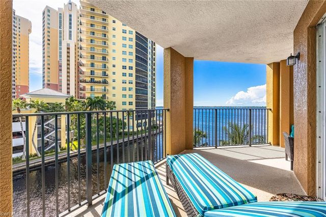 2825 Palm Beach BLVD 401, Fort Myers, FL 33916