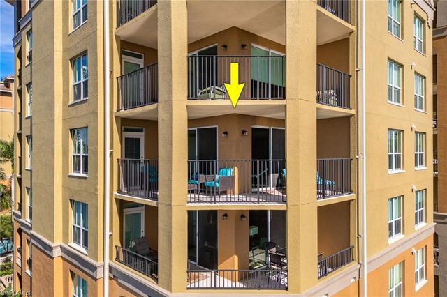 2825 Palm Beach BLVD 401, Fort Myers, FL 33916