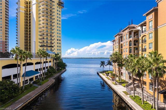 2825 Palm Beach BLVD 401, Fort Myers, FL 33916