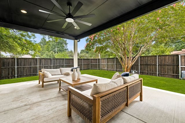 8903 Liptonshire Drive, Dallas, TX 75238