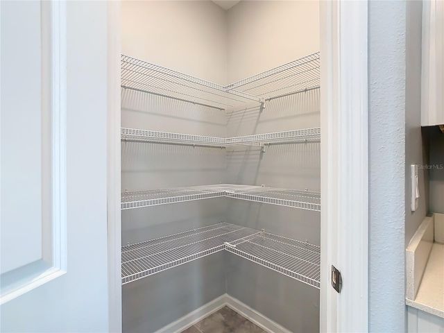 1033 HOLDEN WAY, Eagle Lake, FL 33839