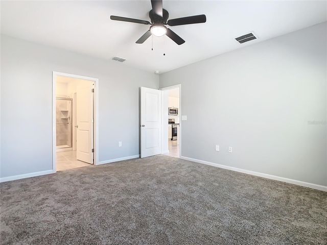 1033 HOLDEN WAY, Eagle Lake, FL 33839