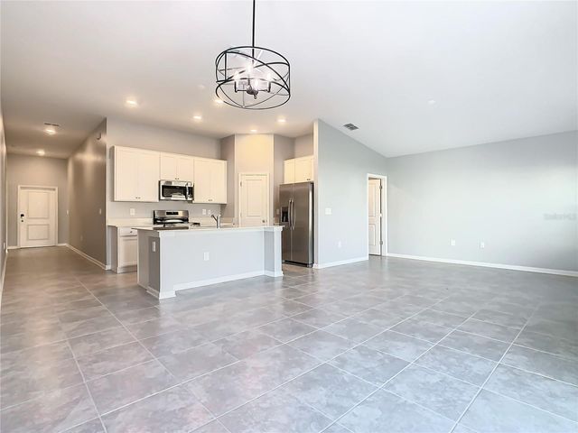 1033 HOLDEN WAY, Eagle Lake, FL 33839