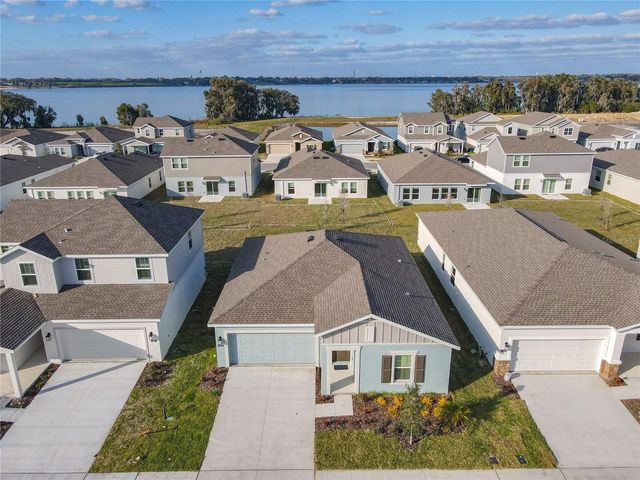 1033 HOLDEN WAY, Eagle Lake, FL 33839