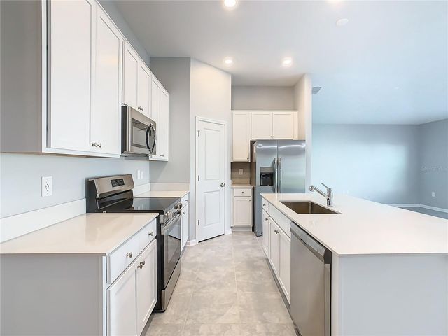 1033 HOLDEN WAY, Eagle Lake, FL 33839