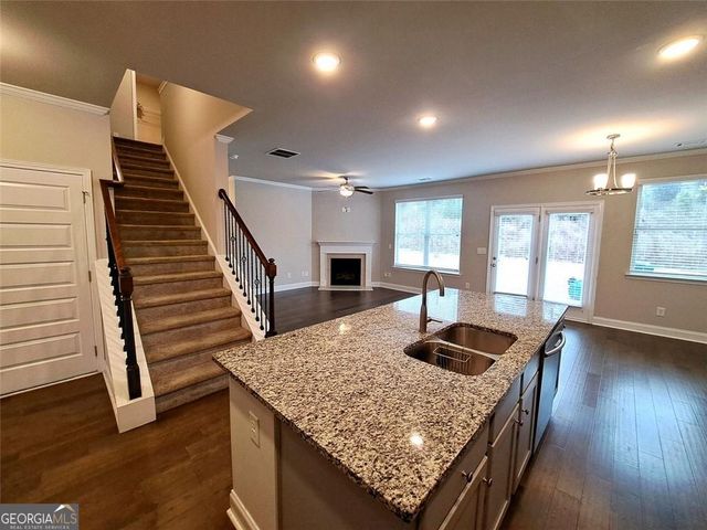 512 HINTON FARM Way, Dacula, GA 30019