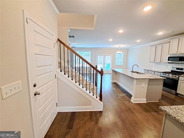 512 HINTON FARM Way, Dacula, GA 30019