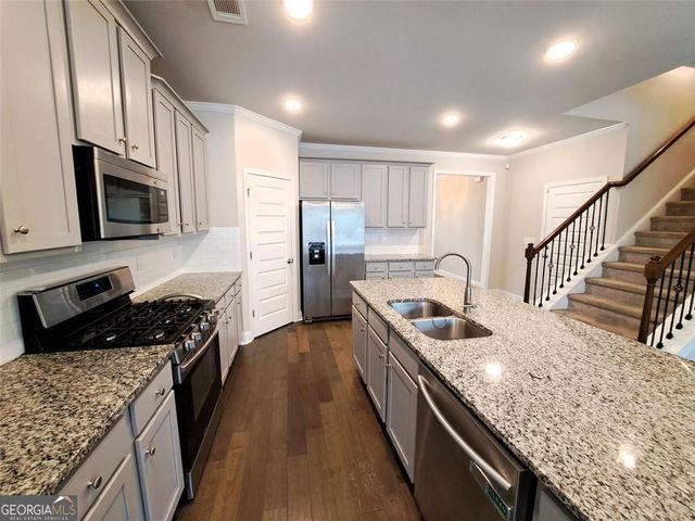 512 HINTON FARM Way, Dacula, GA 30019