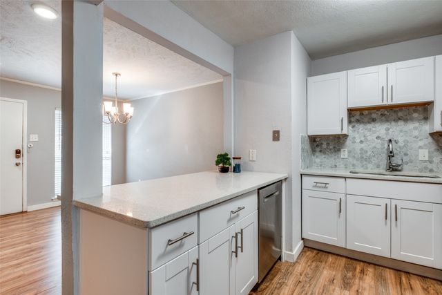 4317 Hartford Street 214, Dallas, TX 75219
