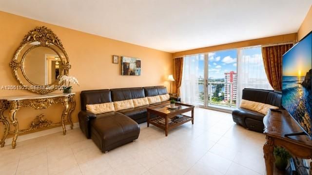 3140 S Ocean Drive 1210, Hallandale Beach, FL 33009