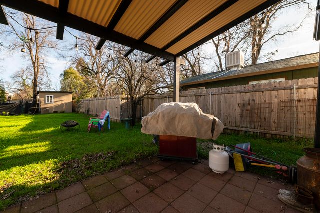 1765 School Street, Anderson, CA 96007