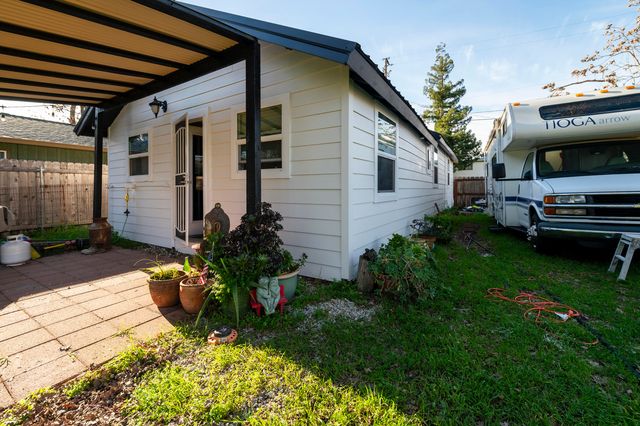 1765 School Street, Anderson, CA 96007