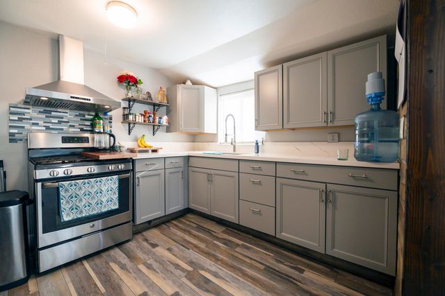 1765 School Street, Anderson, CA 96007