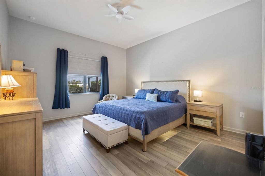 Image 11 of property listing at 6266 CRESTED EAGLE LANE, Nokomis, FL 34275