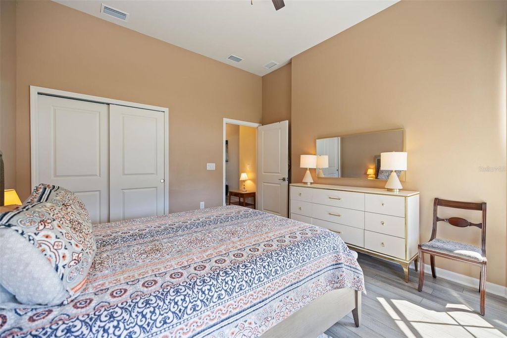 Image 17 of property listing at 6266 CRESTED EAGLE LANE, Nokomis, FL 34275