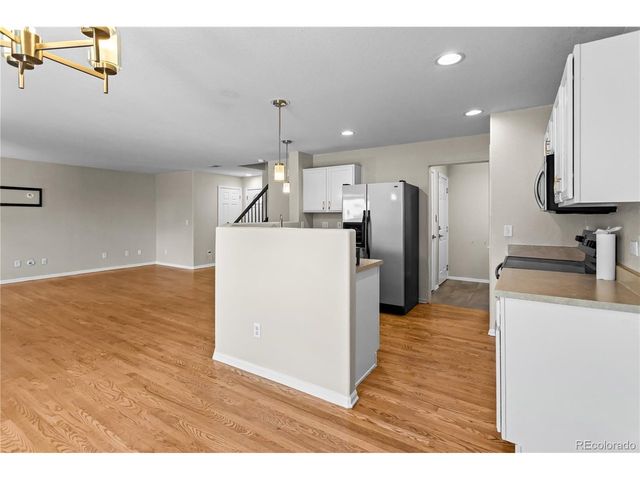 5569 S Quemoy Cir, Aurora, CO 80015