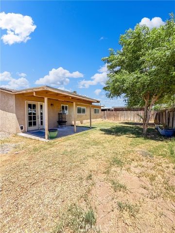 560 Parker Place, Blythe, CA 92225
