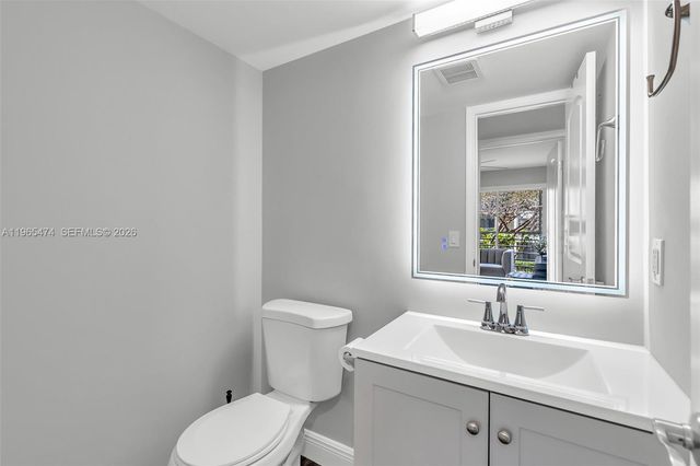 152 Dorset D 152, Boca Raton, FL 33434