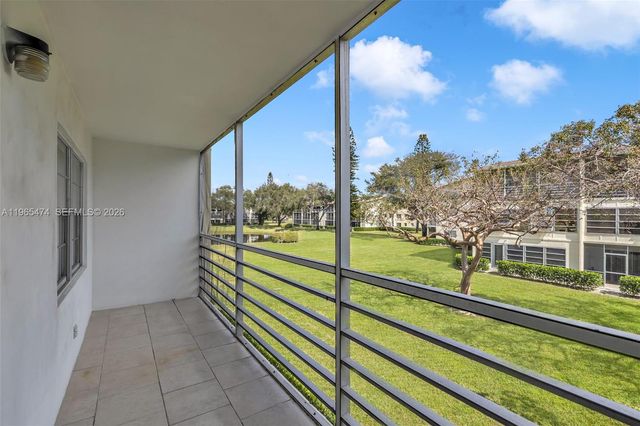152 Dorset D 152, Boca Raton, FL 33434